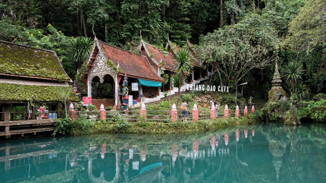 Titans House Chiang Dao Hostel Exterior foto